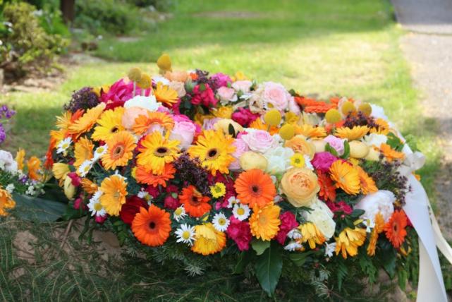 fleurs pour enterrement
